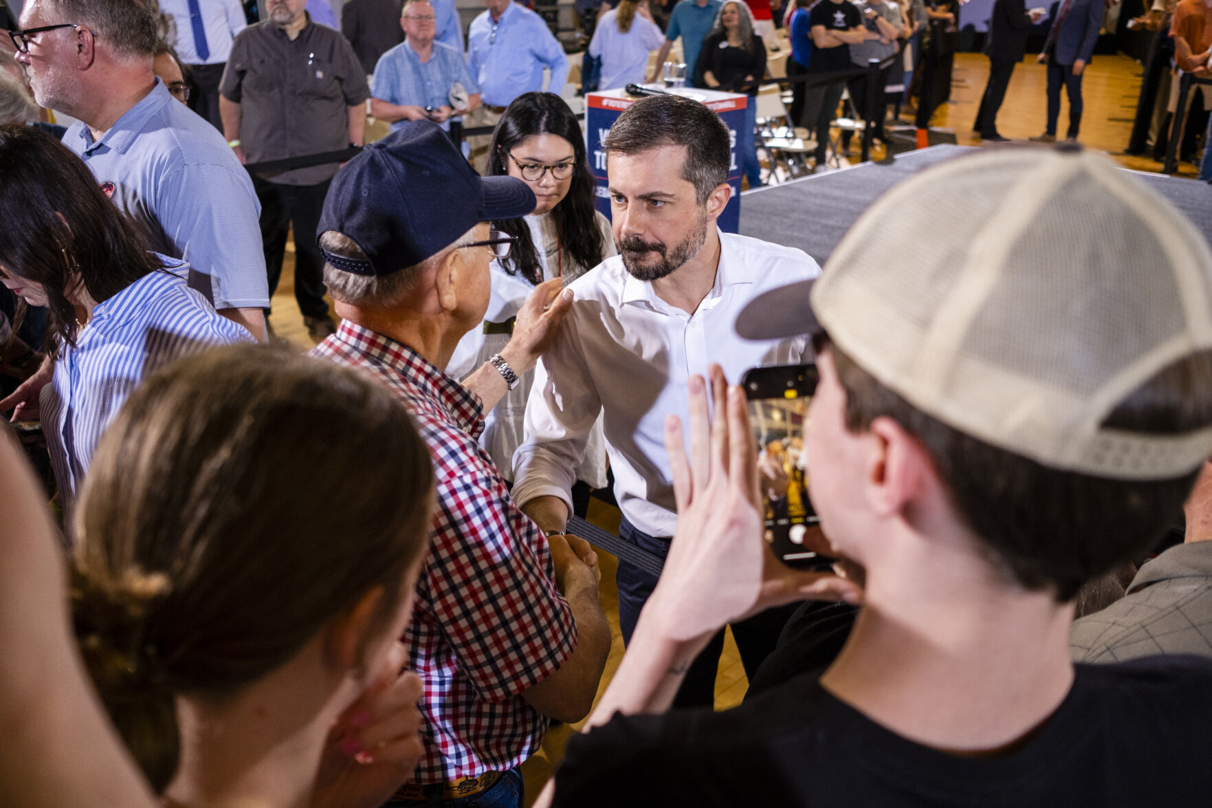 BUTTIGIEG-IOWA